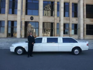 Read more about the article Different Types of Limo Services Seattle for Different Events