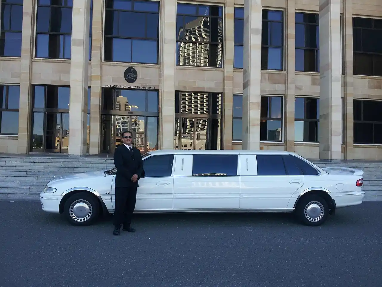 You are currently viewing Different Types of Limo Services Seattle for Different Events